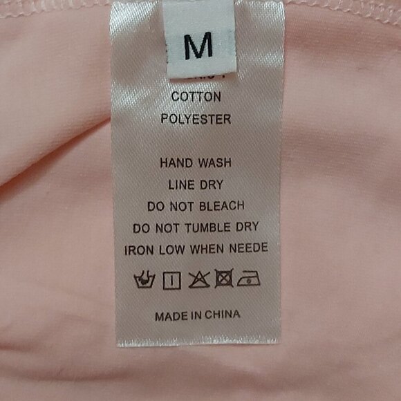 Pink Birthday Girl Dog Dress – Ruffle Design with Bow and Rhinestone Accents - M - Picture 7 of 7